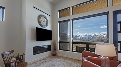 Interior Mullens Photo