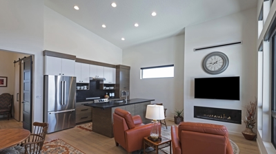 Interior Mullens Photo